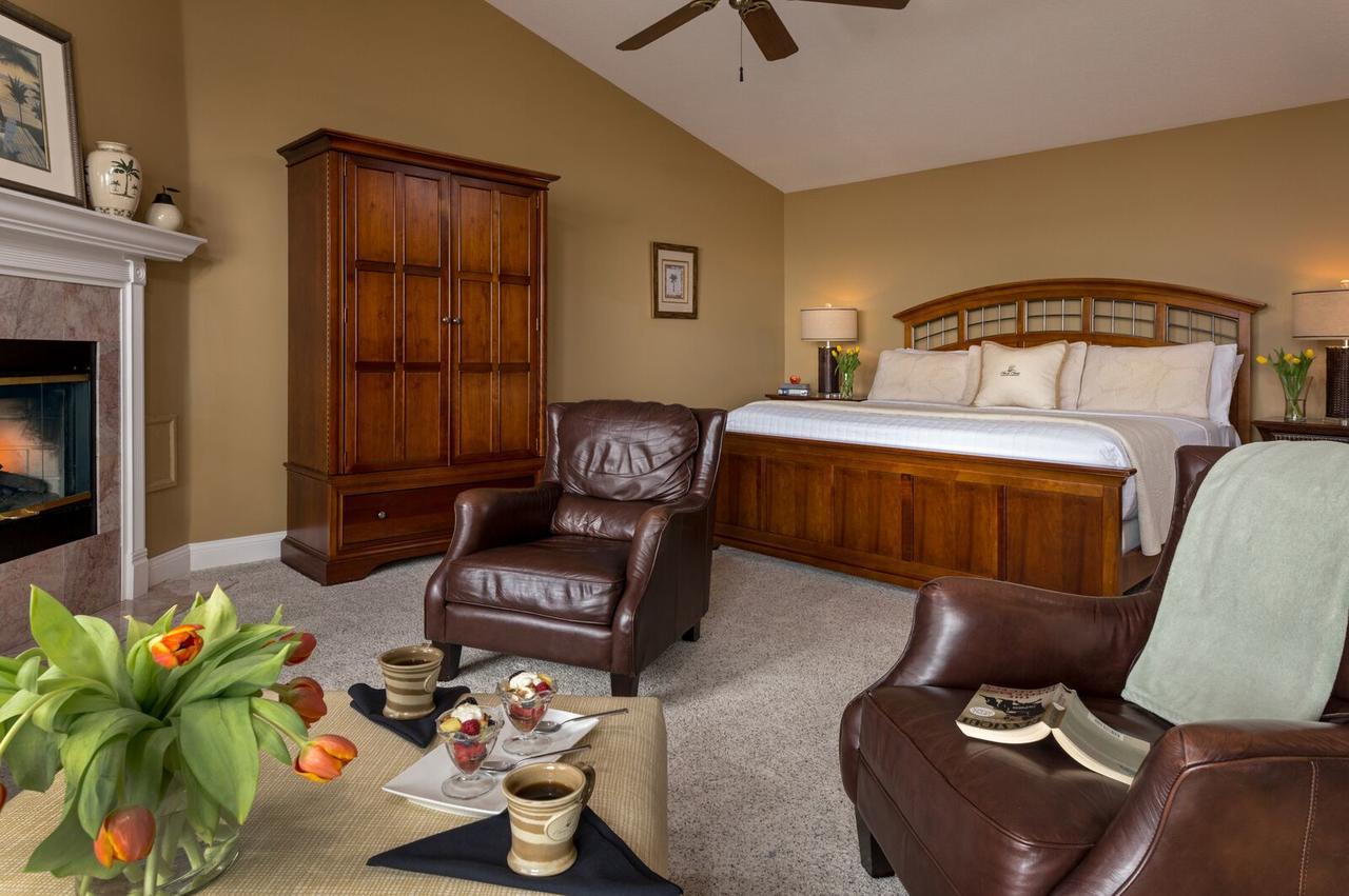 Bed and Breakfast Huron House Oscoda Экстерьер фото