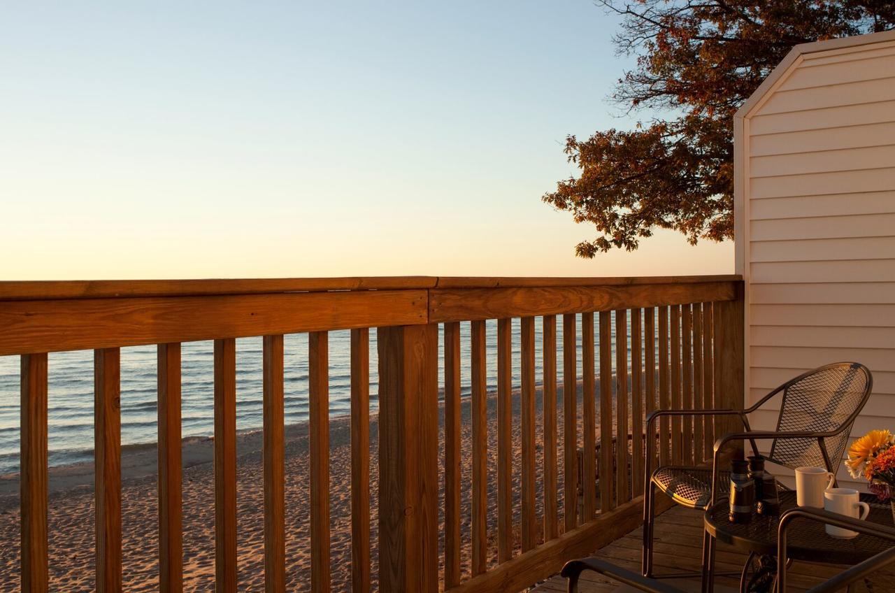 Bed and Breakfast Huron House Oscoda Экстерьер фото