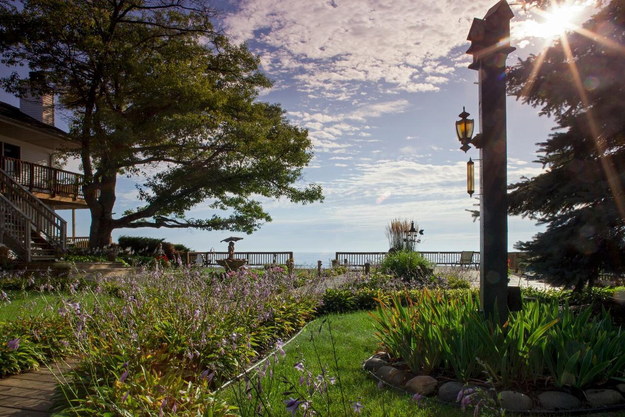 Bed and Breakfast Huron House Oscoda Экстерьер фото