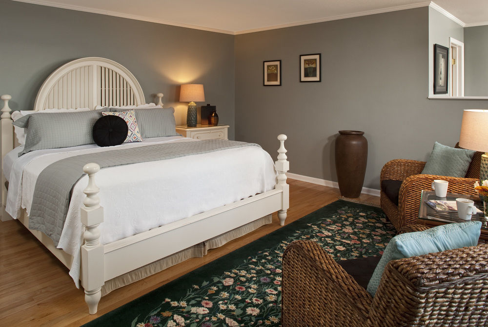 Bed and Breakfast Huron House Oscoda Экстерьер фото